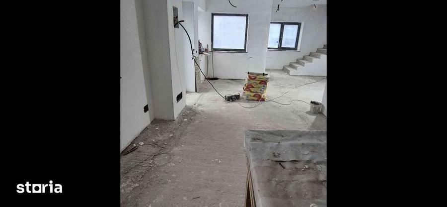 Spațiu comercial, de 250 mp, în Central