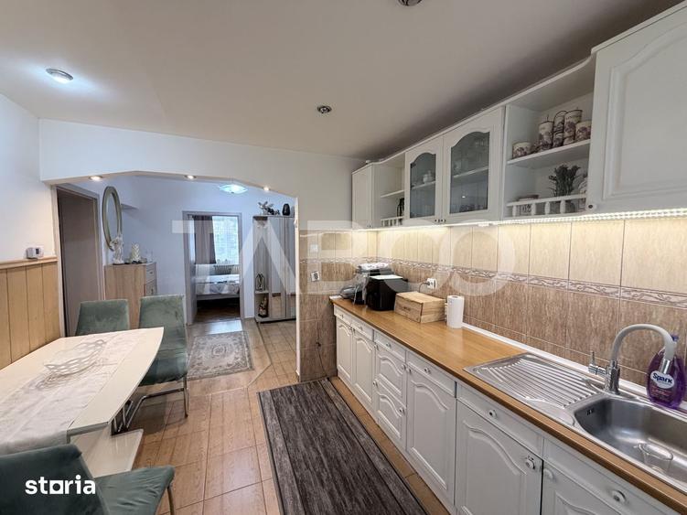 Apartament cu 3 camere decomandat, mobilat în Mihai Viteazul