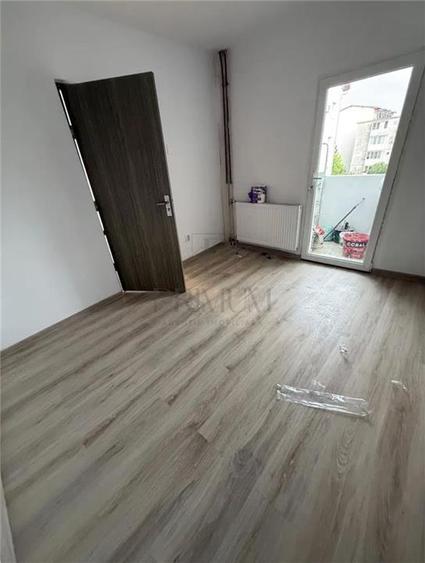 Apartament cu 2 camere semidecomandat în Girocului — fotografia 1