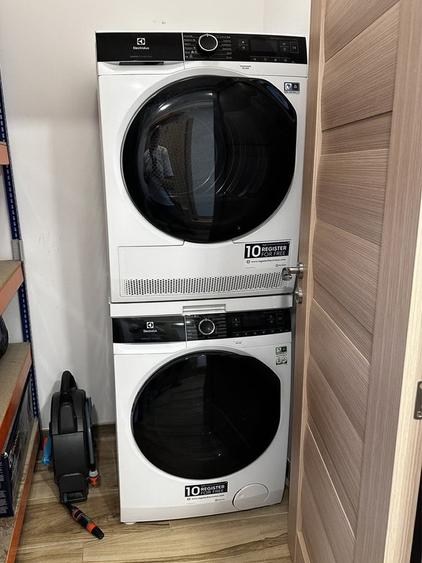 Apartament cu 4 camere decomandat în P-ța Unirii