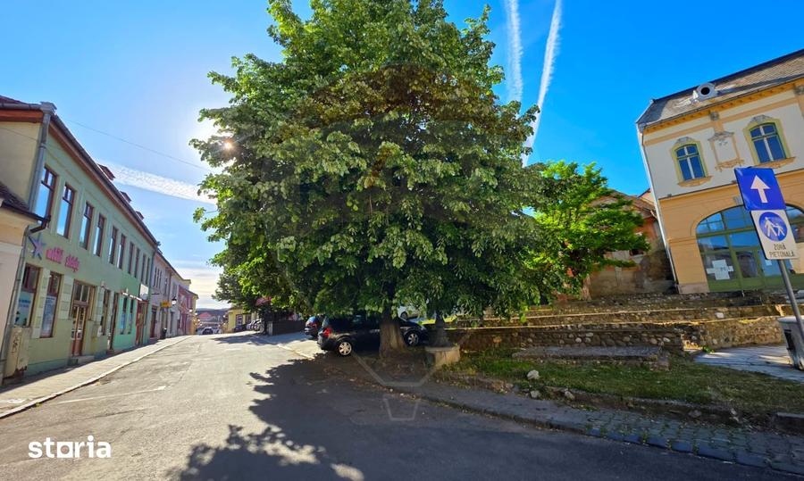 Spațiu comercial, de 550 mp, în Ultracentral