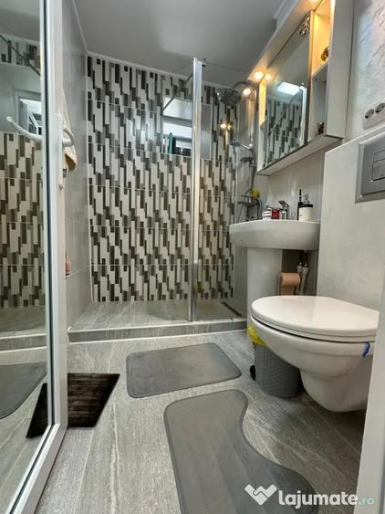 Apartament cu 2 camere semidecomandat în Calea Galați