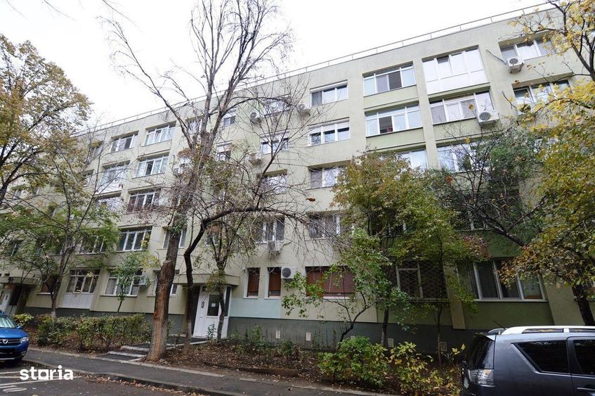 Garsonieră decomandată, mobilată în Drumul Taberei