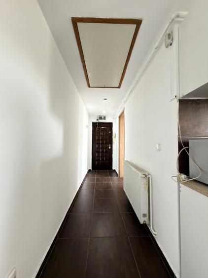 Apartament cu 3 camere semidecomandat, mobilat în Bucovina