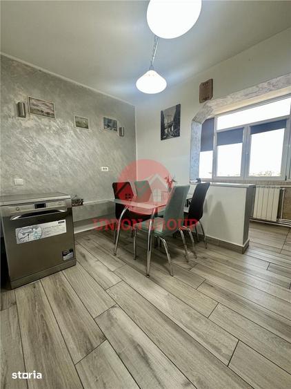 Apartament 3 Camere, Decomandat, Zona Tomis 3 - Comision 0 - 9