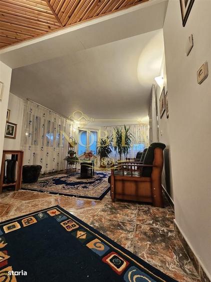 Casă cu 4 camere în Borzești