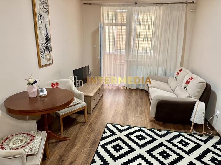 Apartament cu 2 camere decomandat, mobilat în Central