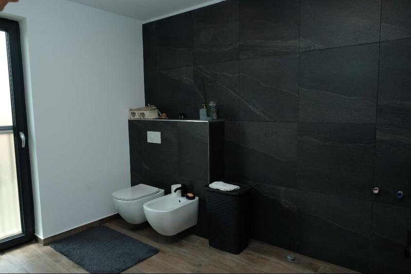 Duplex cu 5 camere cu Canalizare în Apahida