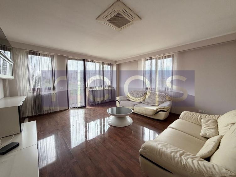 Apartament cu 4 camere decomandat în 1 Mai