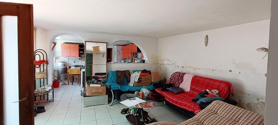 Casă individuală cu 7 camere cu Canalizare în Turcheș