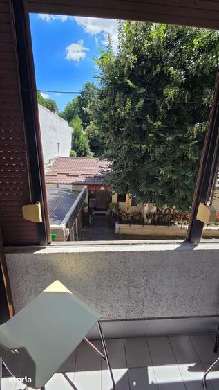 Apartament cu 4 camere decomandat în Ultracentral