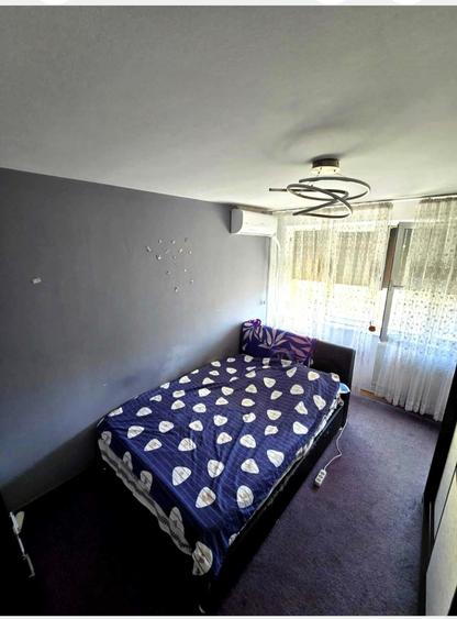 Apartament cu 3 camere decomandat în Colentina