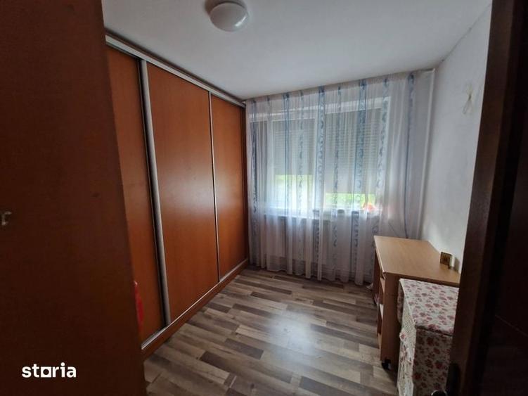 Vand apartament 4 camere - 1