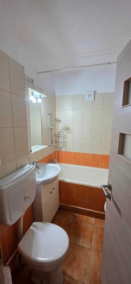 Apartament cu 2 camere decomandat în Drumul Taberei