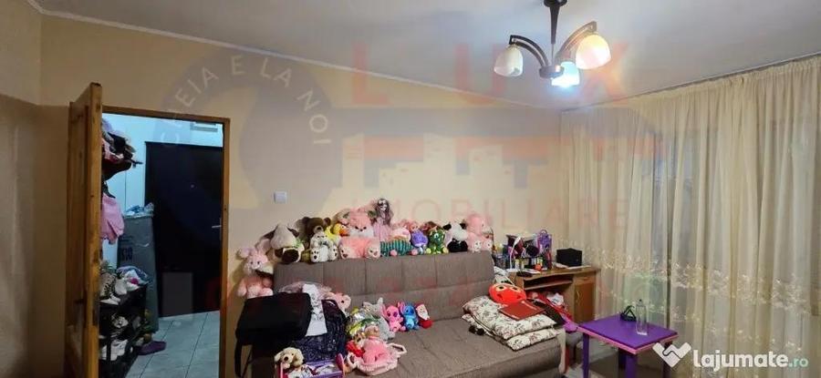 Apartament cu 2 camere semidecomandat în Spitalului