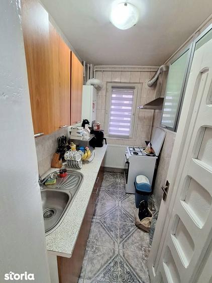 Apartament cu 2 camere semidecomandat în Calea București