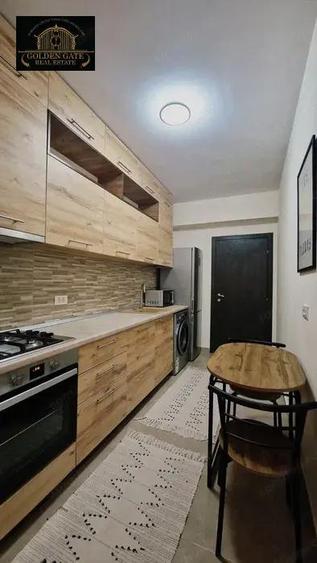 Apartament cu 2 camere decomandat, mobilat în Uverturii