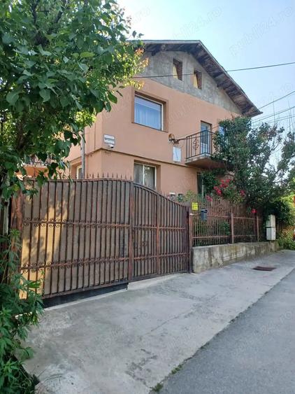 Casă cu 3 camere cu Teren 280 Mp în Răzvad