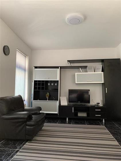 Apartament cu 2 camere semidecomandat, mobilat în Centrul Istoric