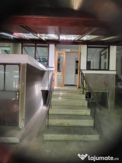 Casă cu 7 camere cu Teren 117 Mp în Ultracentral