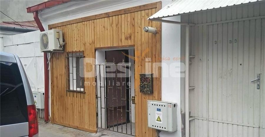 Casă individuală cu 3 camere cu Canalizare în 13 Septembrie