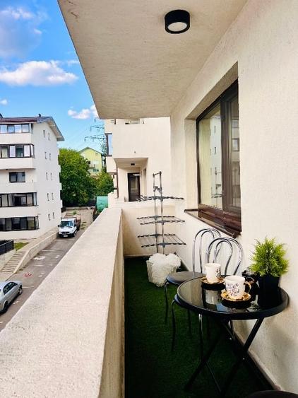 Apartament cu 2 camere decomandat, mobilat în Cug