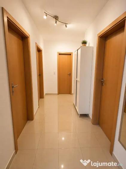Apartament cu 2 camere decomandat în Avantgarden