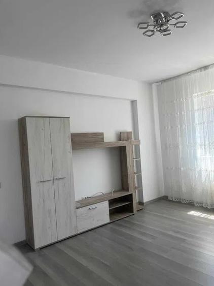 Apartament cu 2 camere decomandat în Fundeni