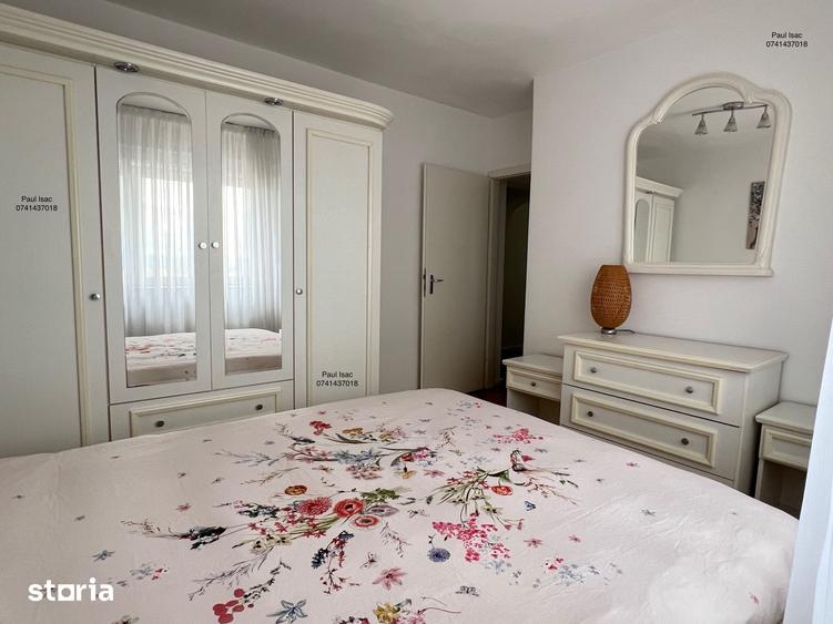 Apartament cu 3 camere, mobilat în Centrul Civic