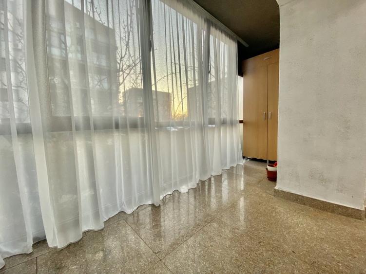 Apartament cu 3 camere decomandat, mobilat în Nord