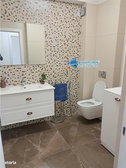 Apartament cu 3 camere decomandat, mobilat în Craiovei