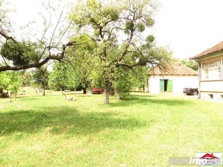 Casă cu 4 camere cu Teren 43000 Mp în Livada