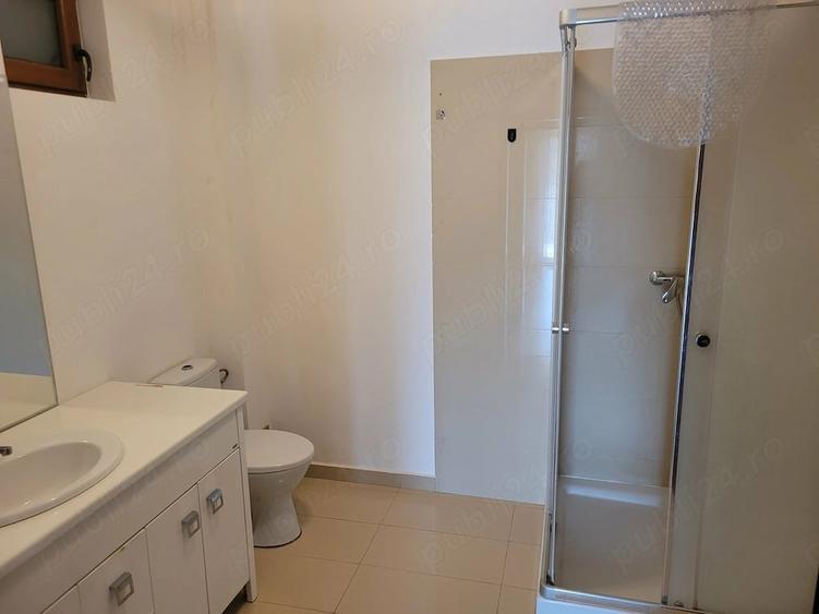 Apartament cu 2 camere semidecomandat, mobilat în Central