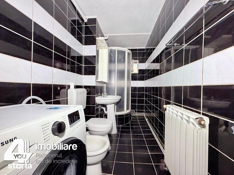Apartament cu 4 camere decomandat în Boul Roșu