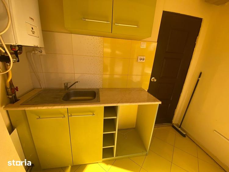 Casă cu 3 camere cu Teren 50 Mp în Central