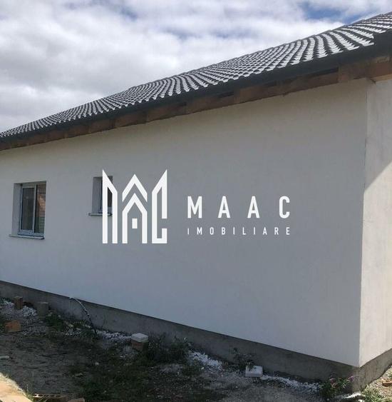 Casă individuală cu 3 camere cu Canalizare în Cristian