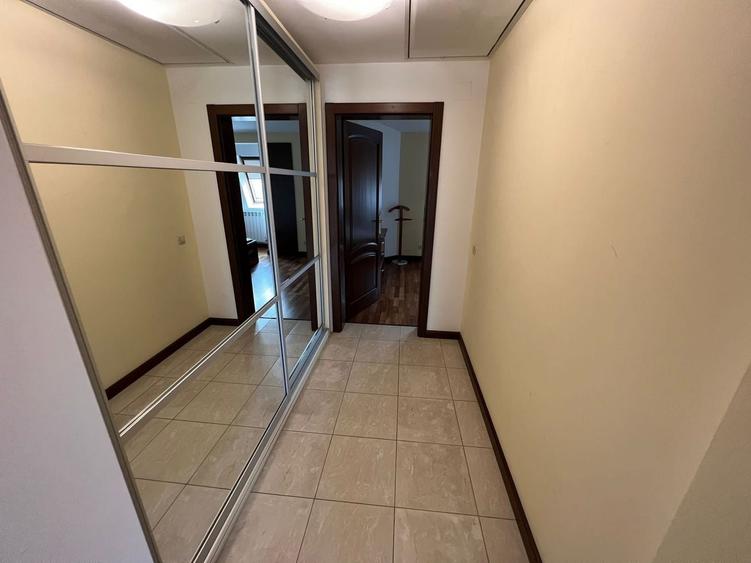 Apartament cu 3 camere în Floreasca