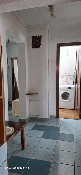 Apartament cu 3 camere decomandat în 13 Septembrie