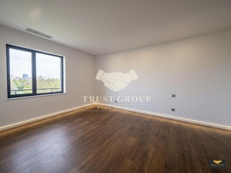 Apartament cu 4 camere decomandat în Herăstrău