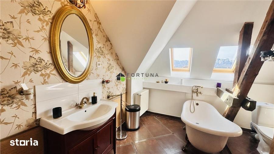 Apartament cu 4 camere în Ultracentral