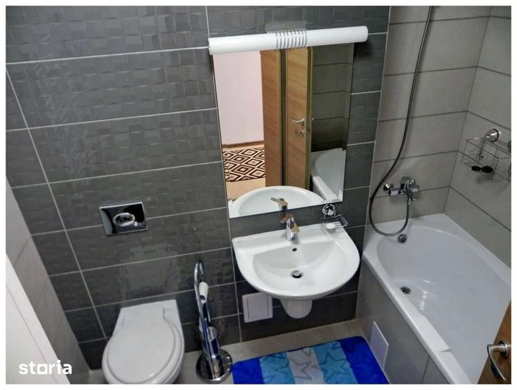Apartament cu 2 camere decomandat, mobilat în Tractorul