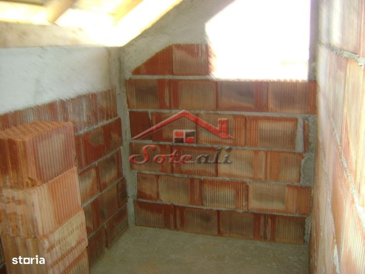 Casă cu 3 camere cu Teren 550 Mp în Cornu