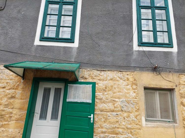 Vand casa in Anina mobilata 4 camere + garaj - 15