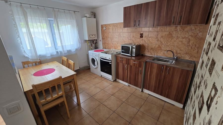 Casă individuală cu 2 camere cu Canalizare în Chitila