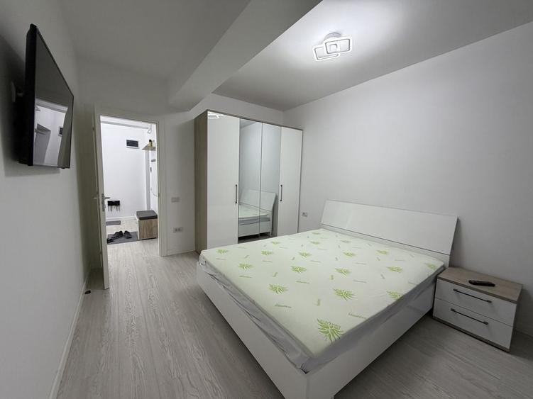 inchiriez apartament 2 camere - 6