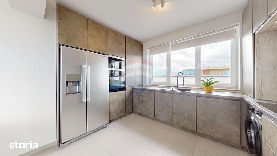 Apartament cu 4 camere decomandat, mobilat în Tractorul