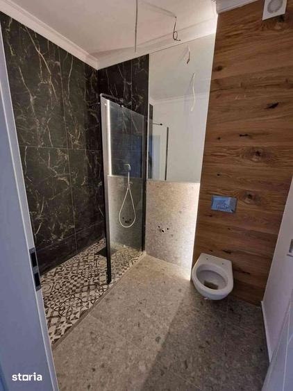 Casă cu 4 camere cu Teren 284 Mp în Sânmartin