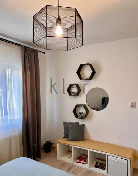 Apartament cu 2 camere semidecomandat, mobilat în Mărăști