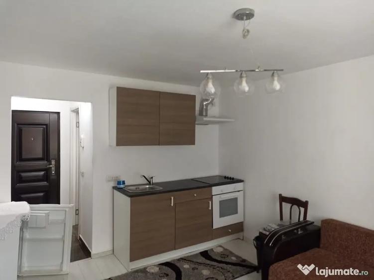Garsoniera renovata libera mobilata si utilata - 4