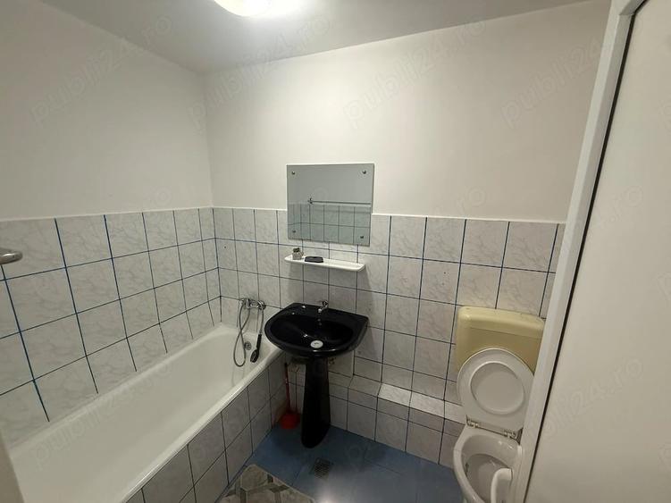 Garsonieră decomandată în Unirii